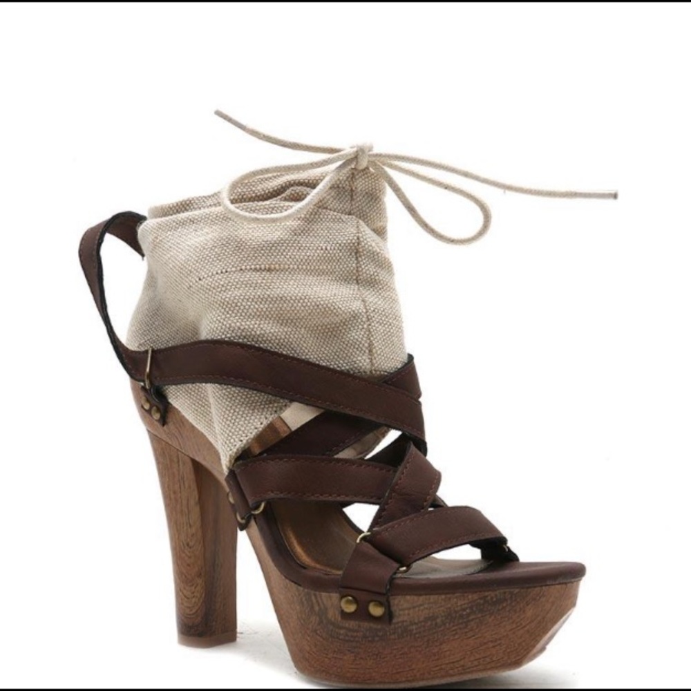 Qupid Iselin II heeled sandals - available now!